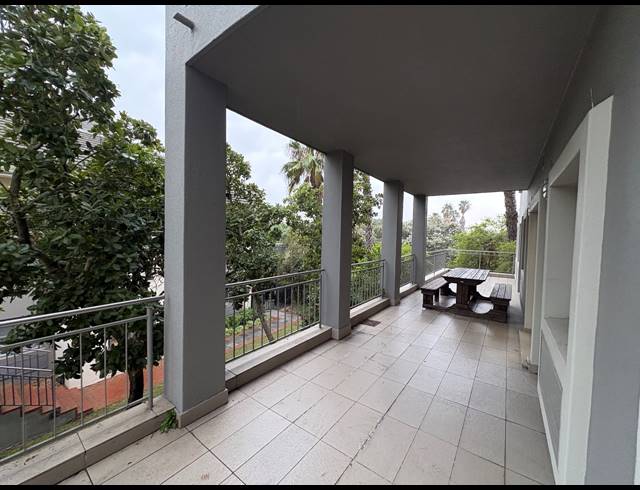 197M² OFFICE TO LET IN CENTURY CITY